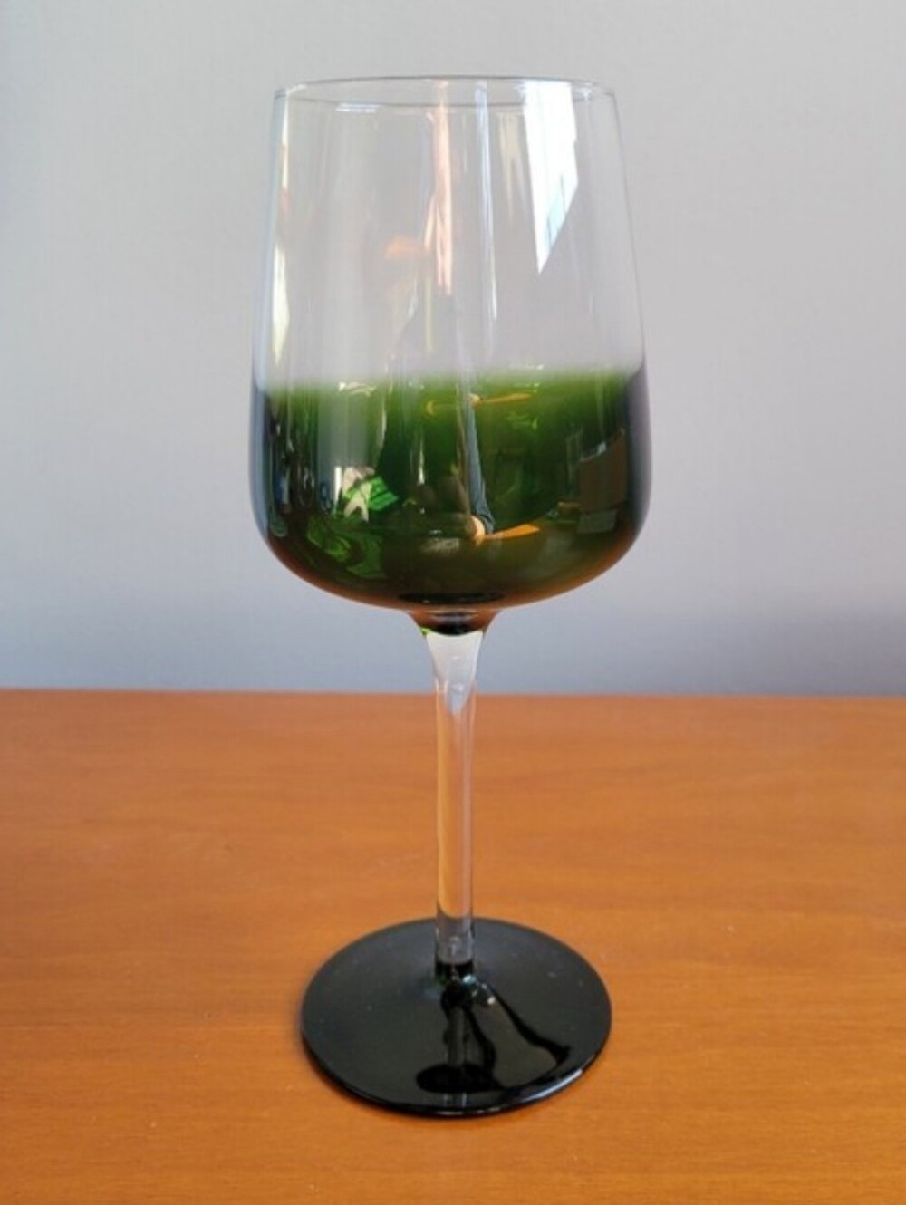 Pier 1 Elemental Green Hand Blown Wine Glass 16 oz Colored Stemware